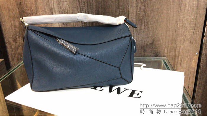 LOEWE羅意威 原單品質 特殊管道貨源 Puzzle手袋 對版顏色拼接 可單肩斜挎  jdl1230